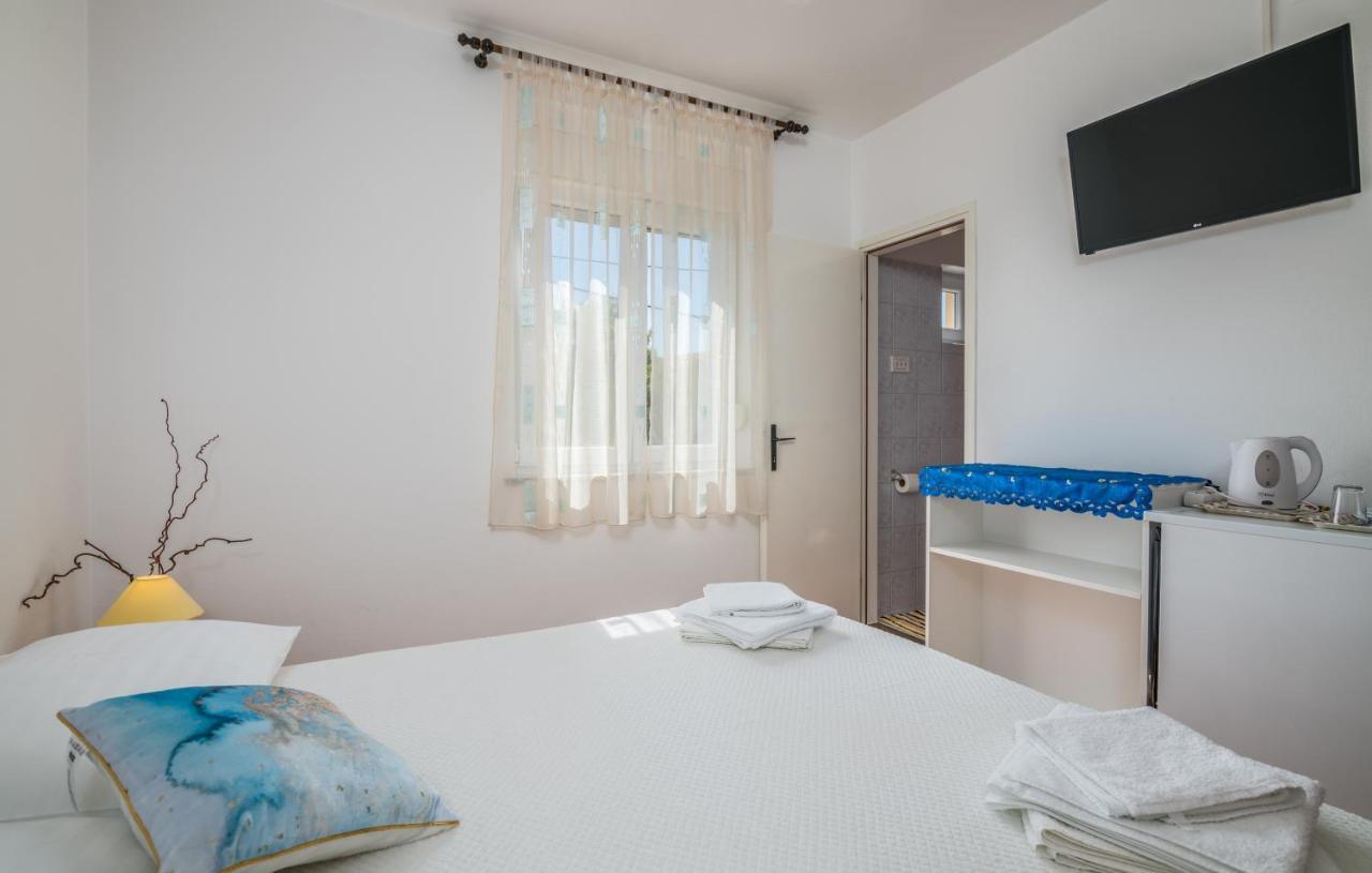 Rooms Valentino Vrh  Exteriér fotografie