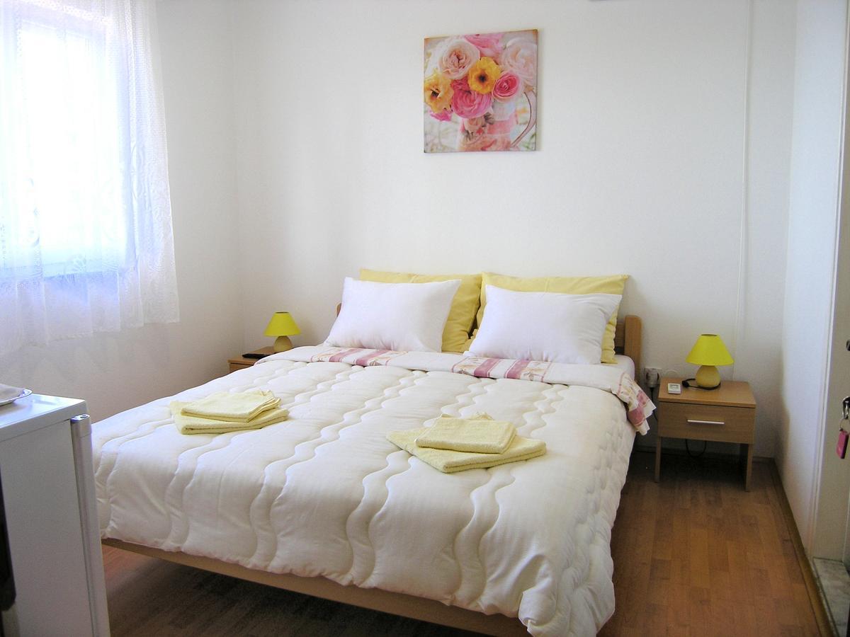 Rooms Valentino Vrh  Exteriér fotografie